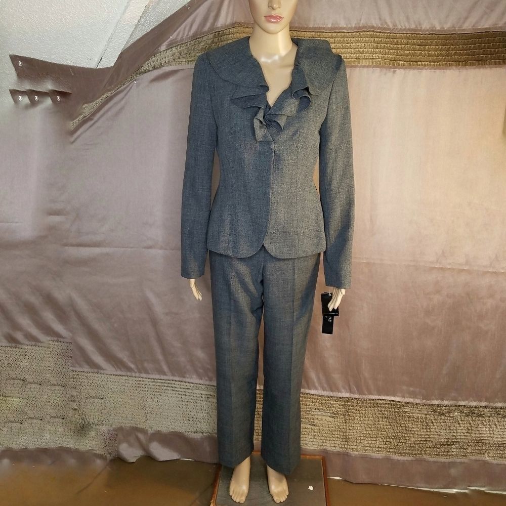 SIGNATURE BY LARRY LEVINE Pants Suit‎